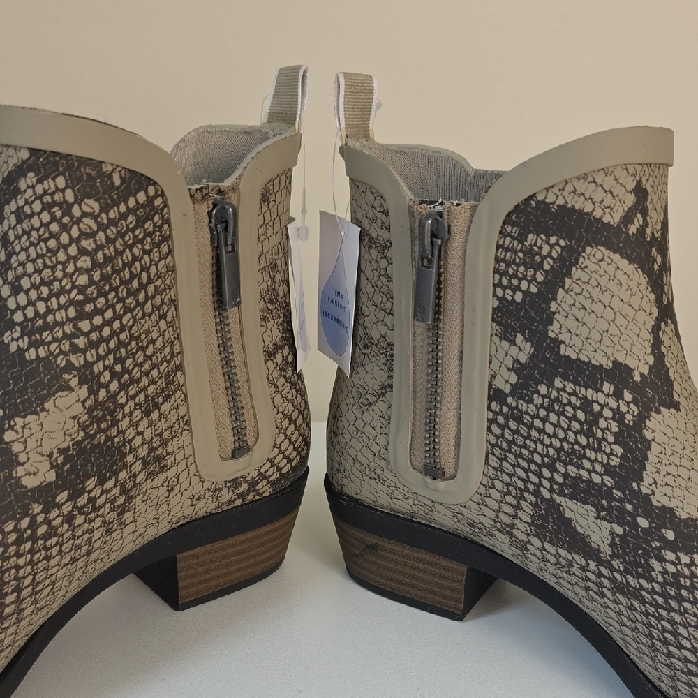 Lucky Brand Tan and Brown Snakeprint Ankle Boots.  Size 8. NWT - Picture 6 of 13